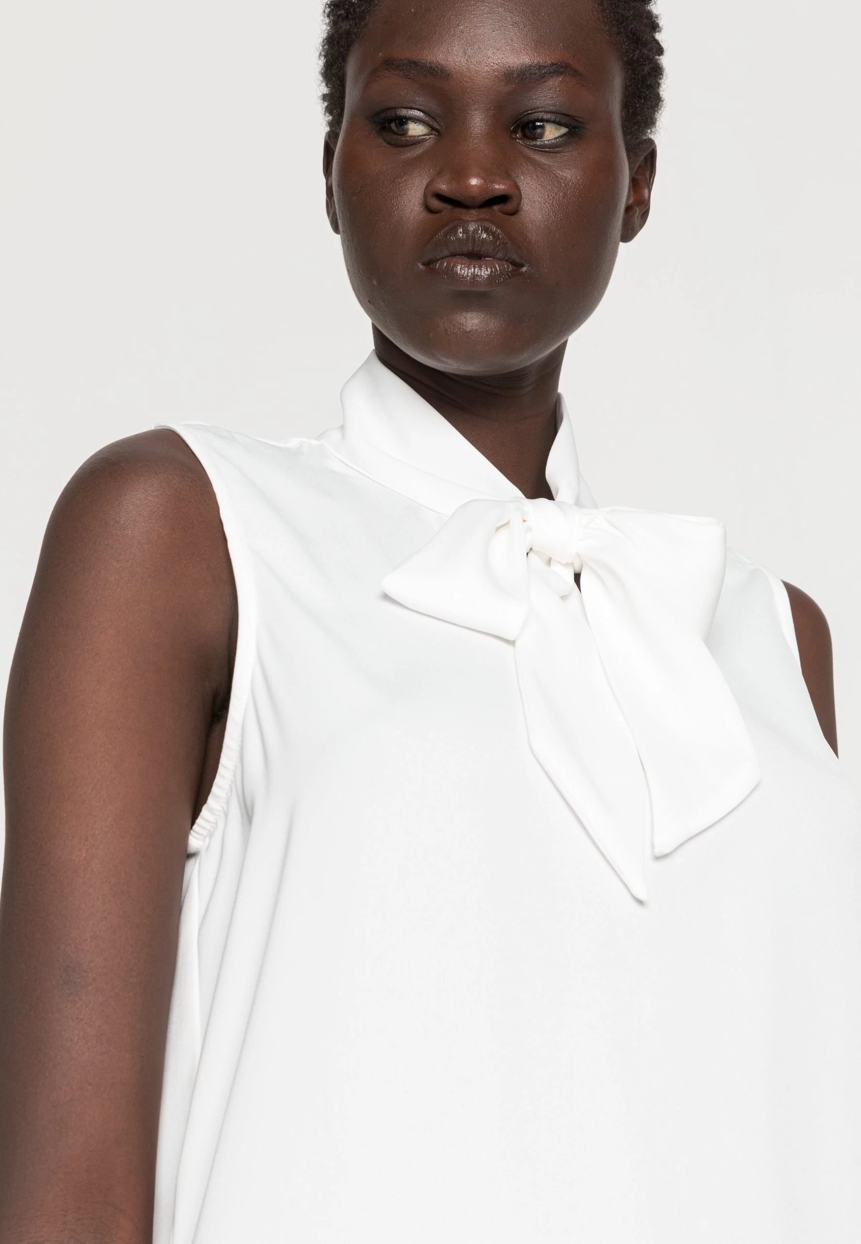 Anna Field Top - White 5 Anna Field Top - White - obrazek 5