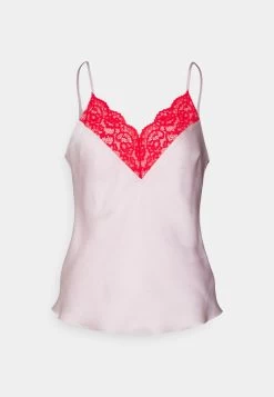 Anna Field 4 PIECE GIFT SET - Piżama - Red/pink -Anna Field Sklep f2120e68d5e74724a105474210c0ee7a