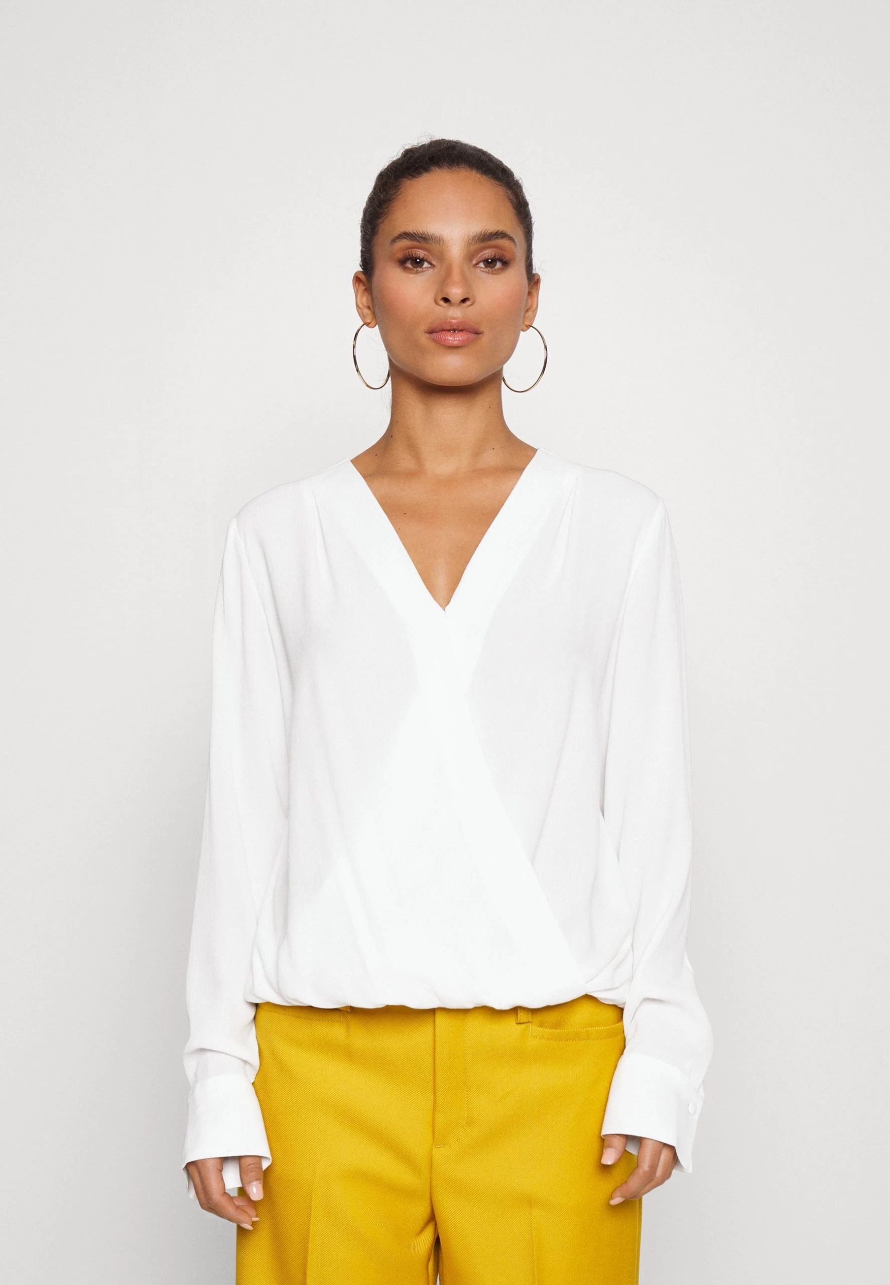 Bluzka - Off-white 1 Bluzka - Off-white